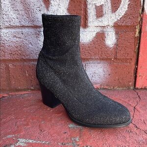 Elegant Black Ankle Boots